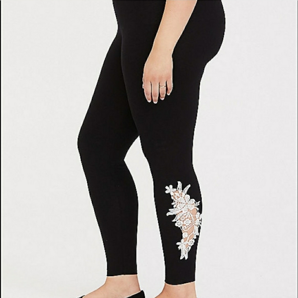 Torrid size 4 Full length Premium leggings